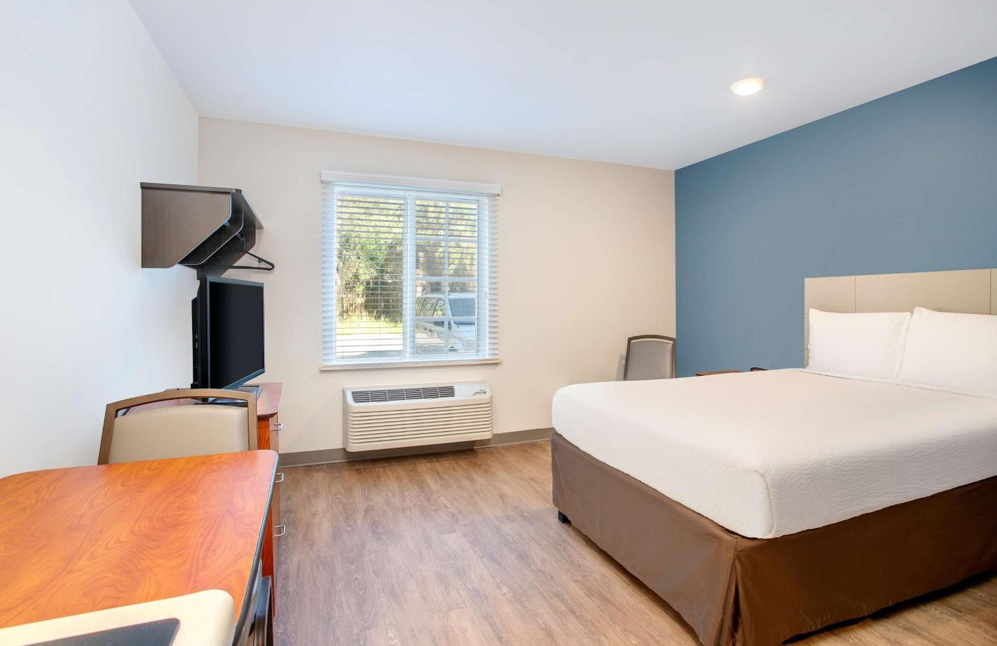 Extended Stay America Select Suites - Fort Myers - Northeast מראה חיצוני תמונה