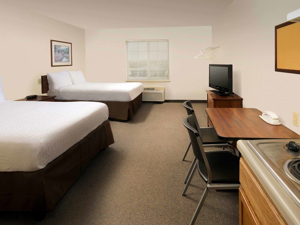 Extended Stay America Select Suites - Fort Myers - Northeast מראה חיצוני תמונה